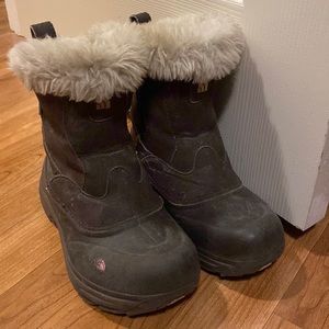 The North Face Greenland zip winter snow boots
